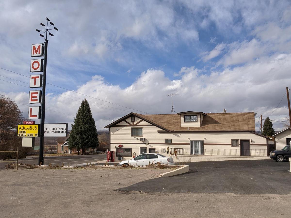 Aquarius Inn Bicknell Exteriér fotografie