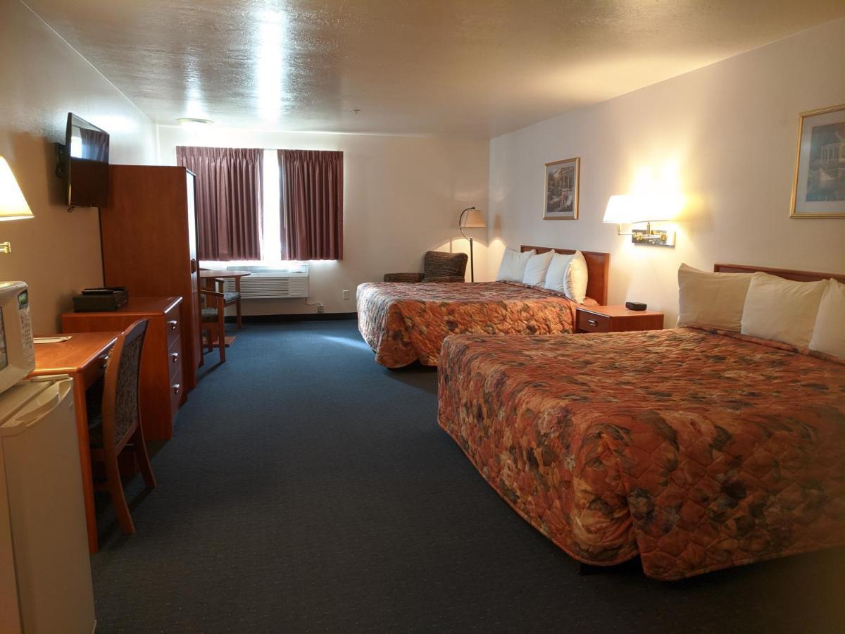 Aquarius Inn Bicknell Exteriér fotografie
