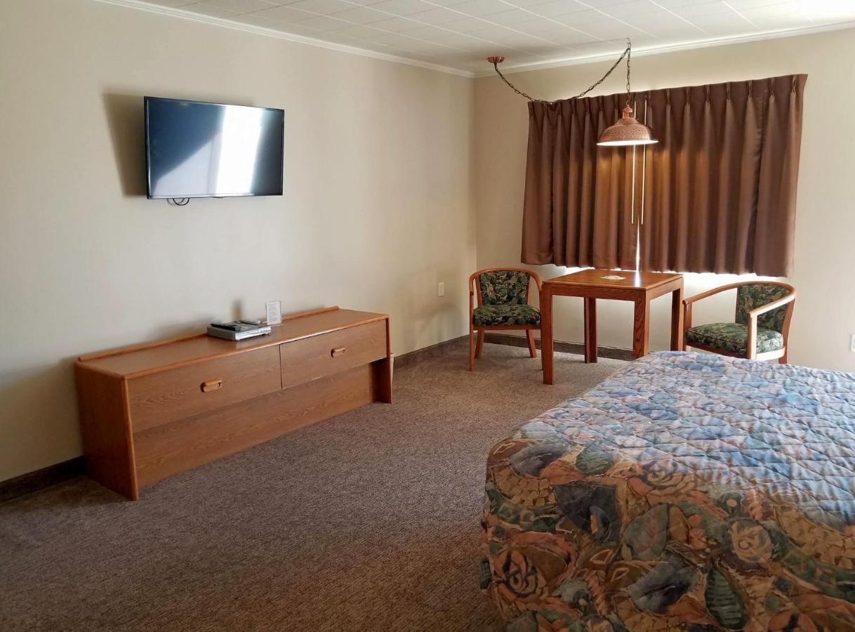 Aquarius Inn Bicknell Exteriér fotografie