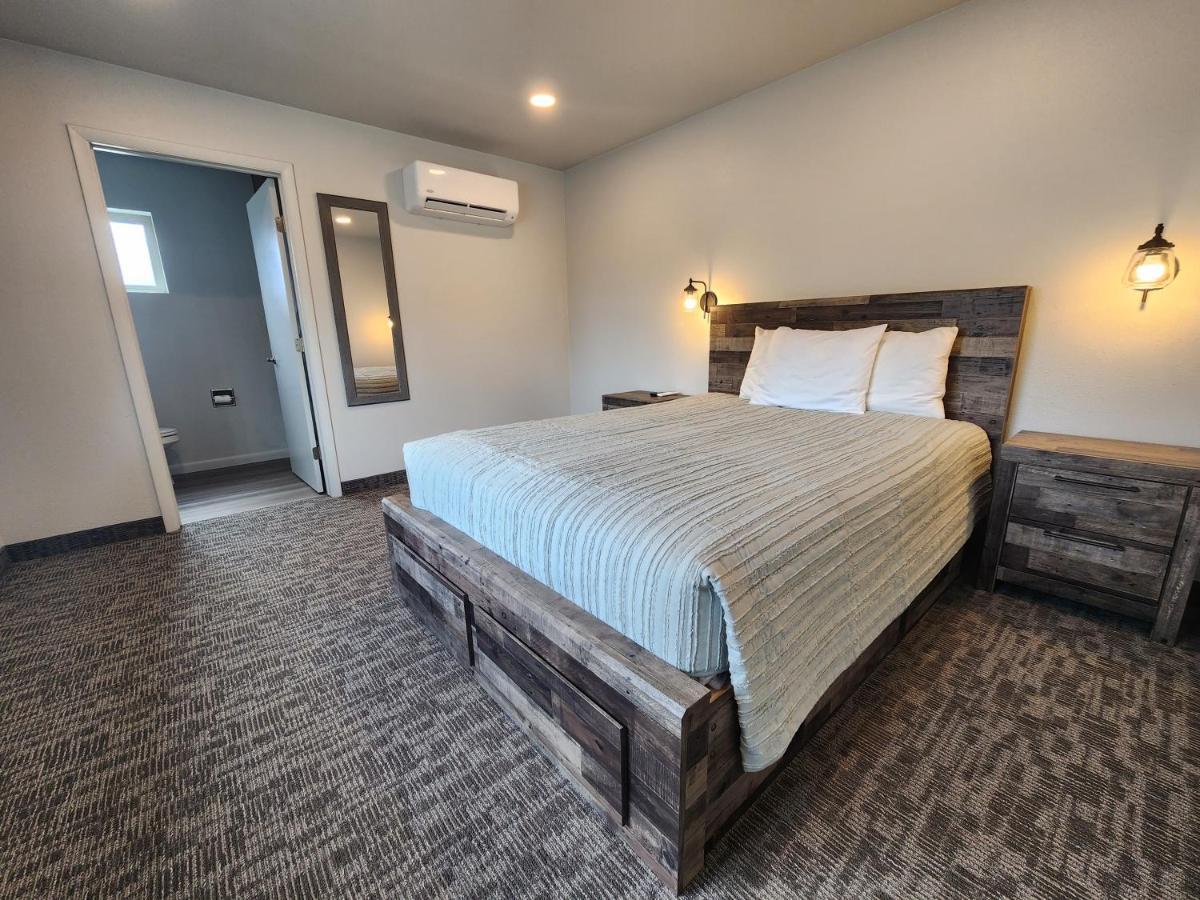Aquarius Inn Bicknell Exteriér fotografie