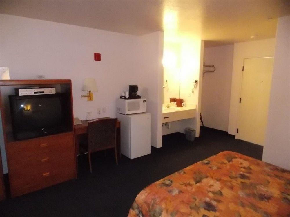 Aquarius Inn Bicknell Exteriér fotografie